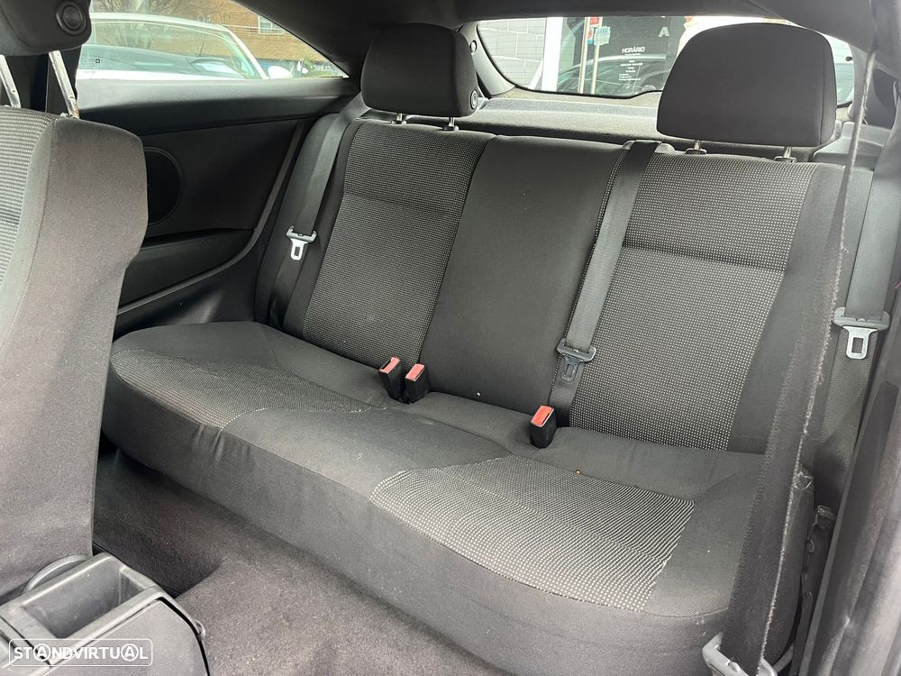 Opel Astra GTC 1.3 CDTI - 12