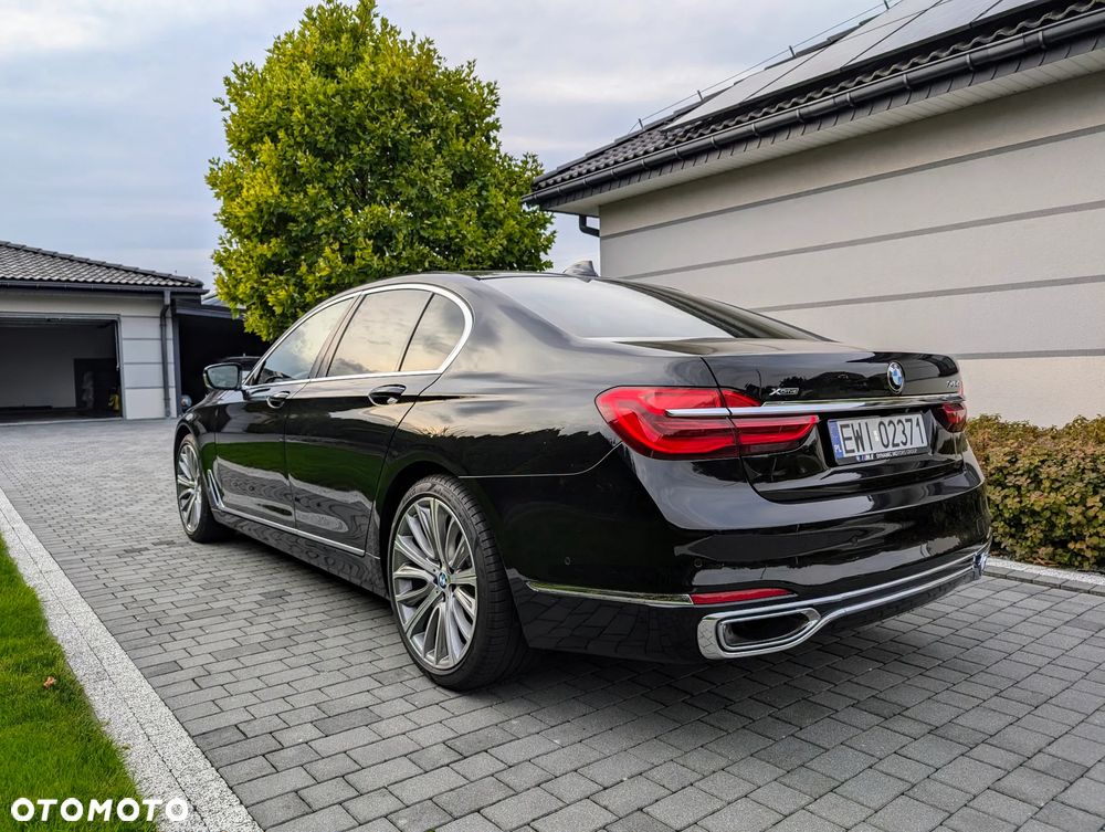 BMW Seria 7 740d xDrive - 4