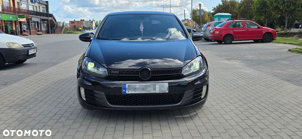 Volkswagen Golf 2.0 TSI GTI DSG - 2