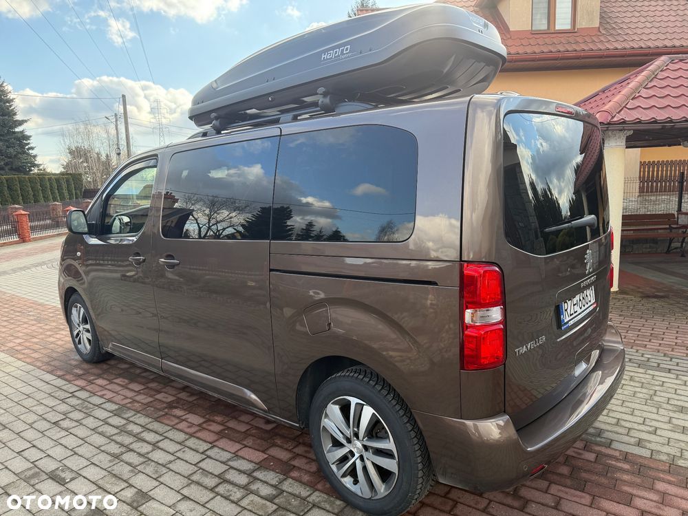 Peugeot Traveller - 6