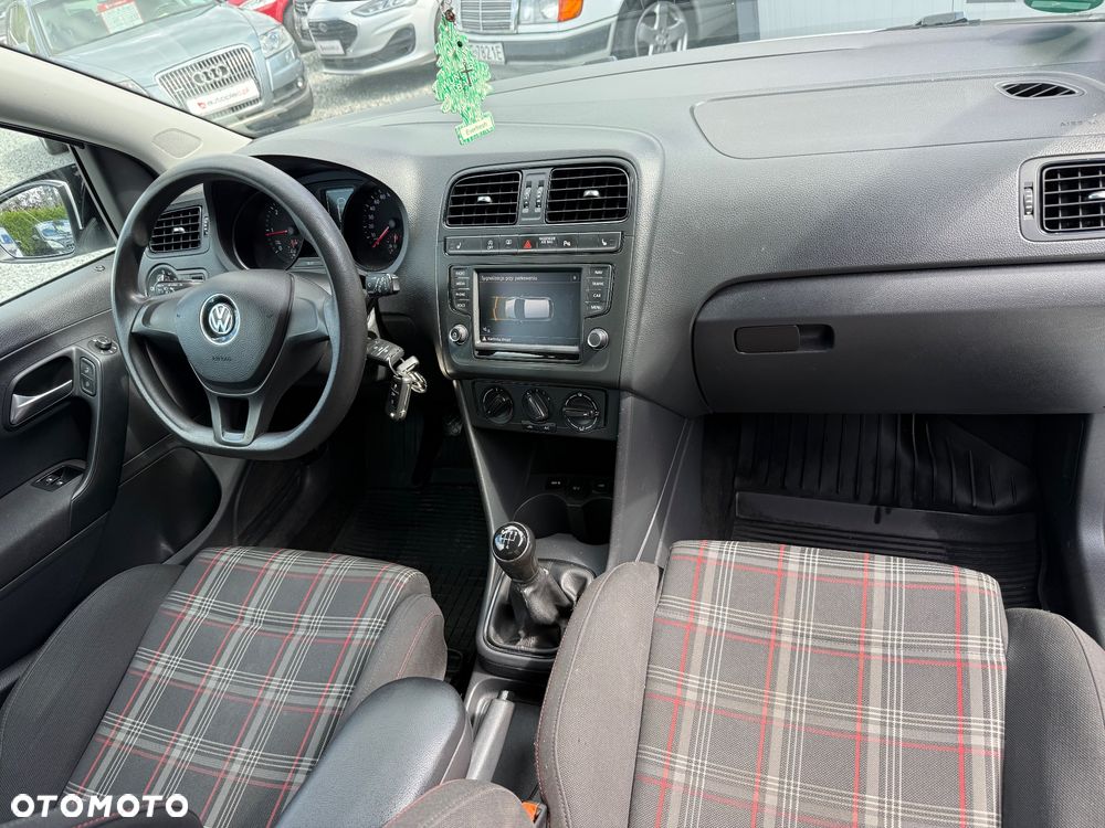 Volkswagen Polo - 18