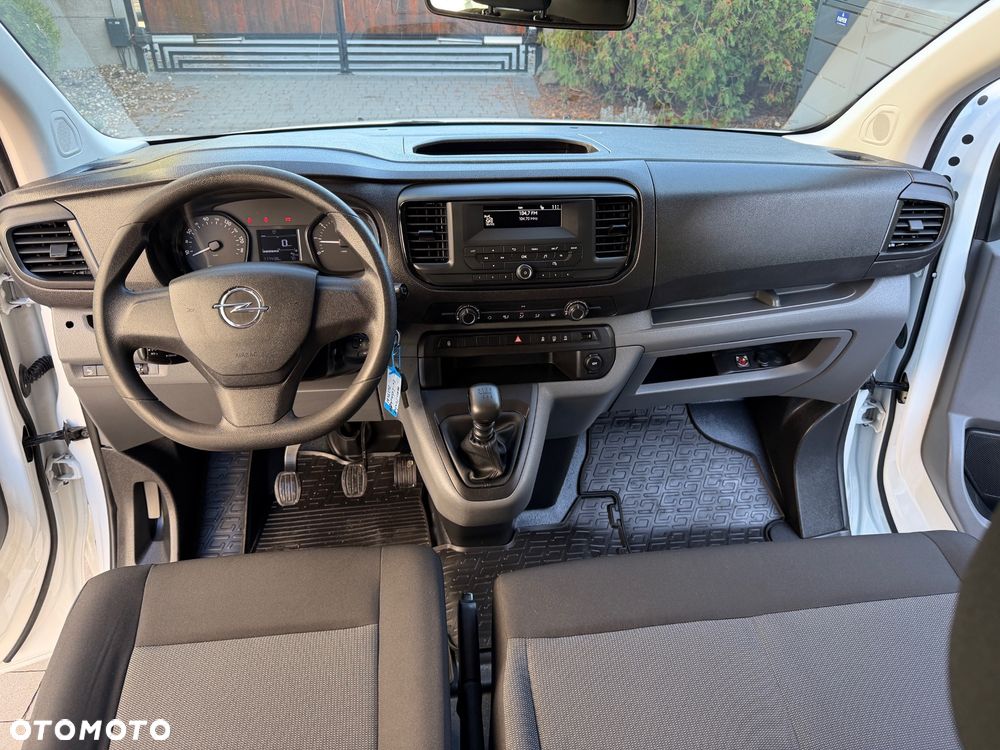 Opel Vivaro - 29