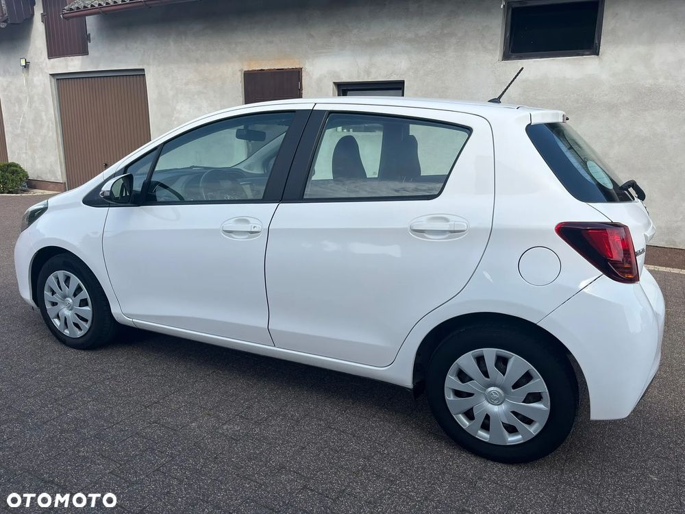 Toyota Yaris 1.0 VVT-i - 4