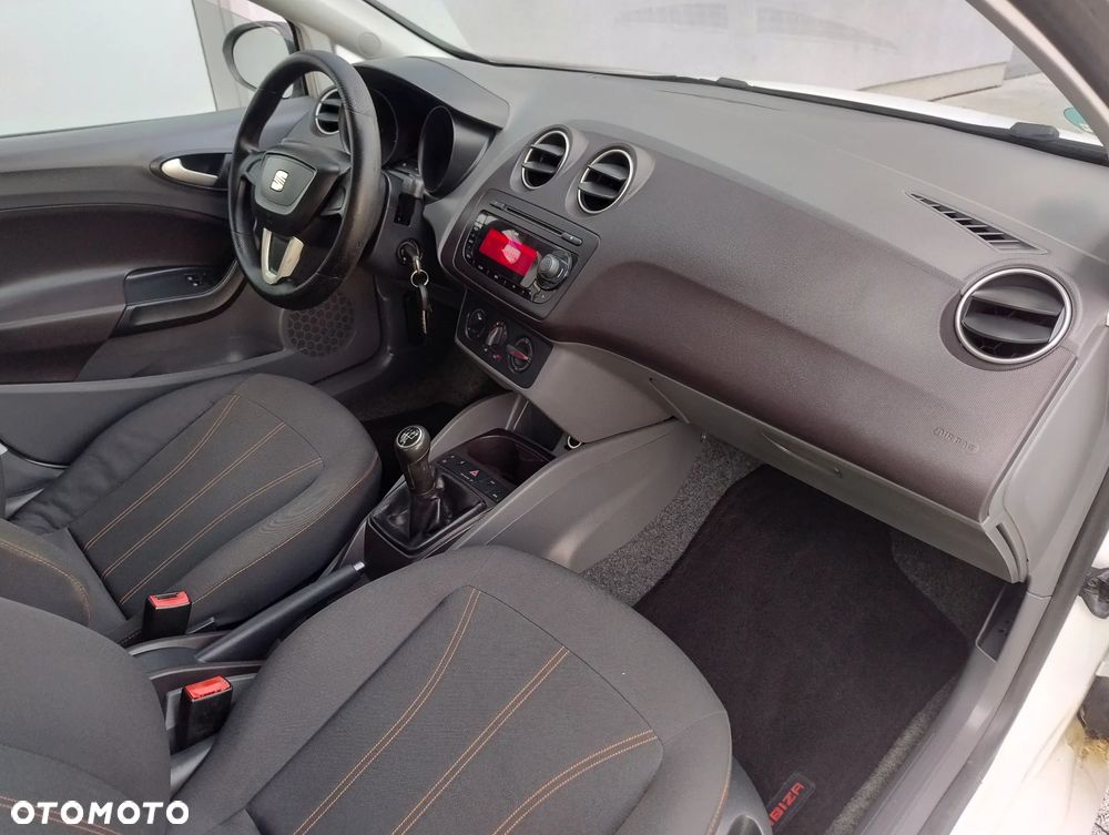 Seat Ibiza 1.4 16V Style - 10