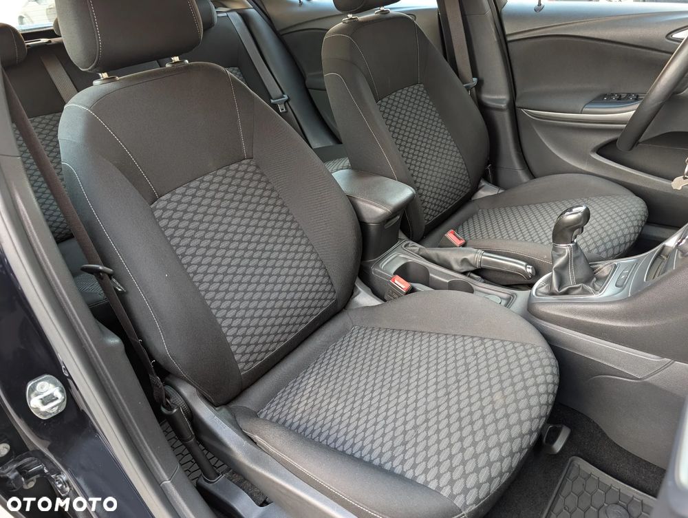 Opel Astra V 1.4 T Dynamic - 23