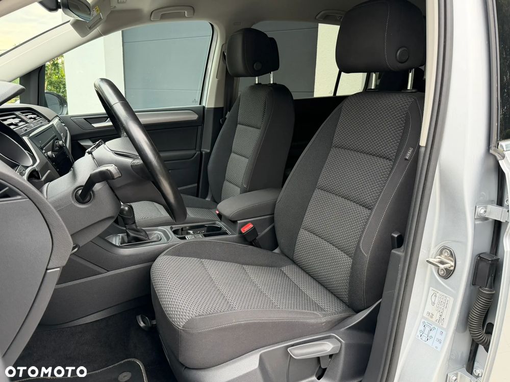 Volkswagen Touran 2.0 TDI BMT Comfortline Plus DSG - 9