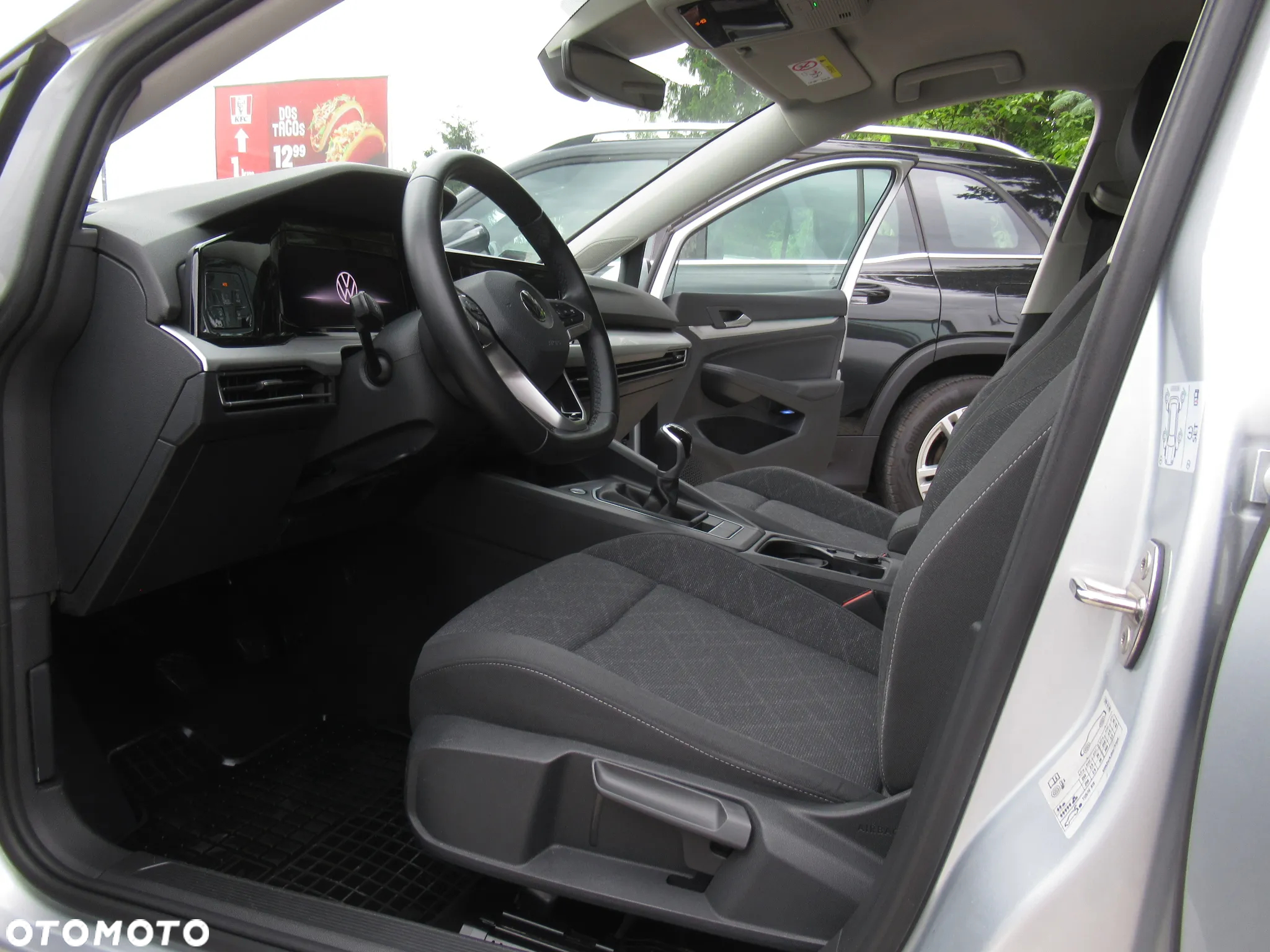 Volkswagen Golf VIII 1.5 TSI EVO Life - 5