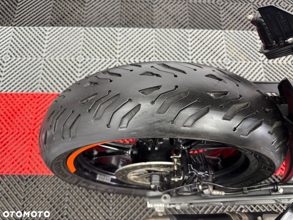 KTM Duke - 30