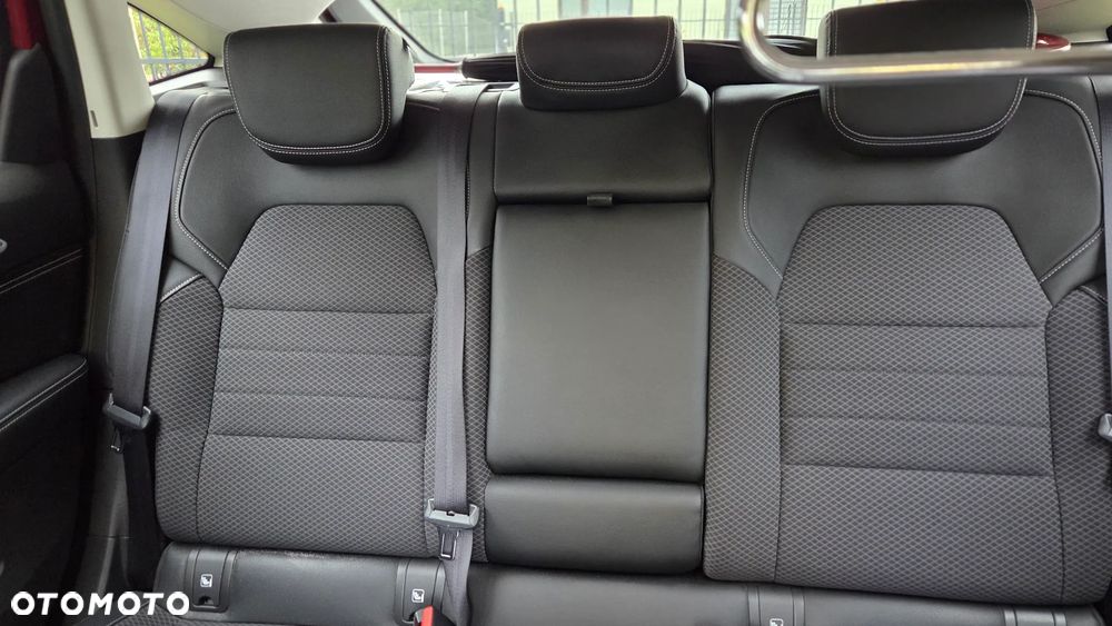Renault Arkana 1.6 E-TECH Techno MMT - 11