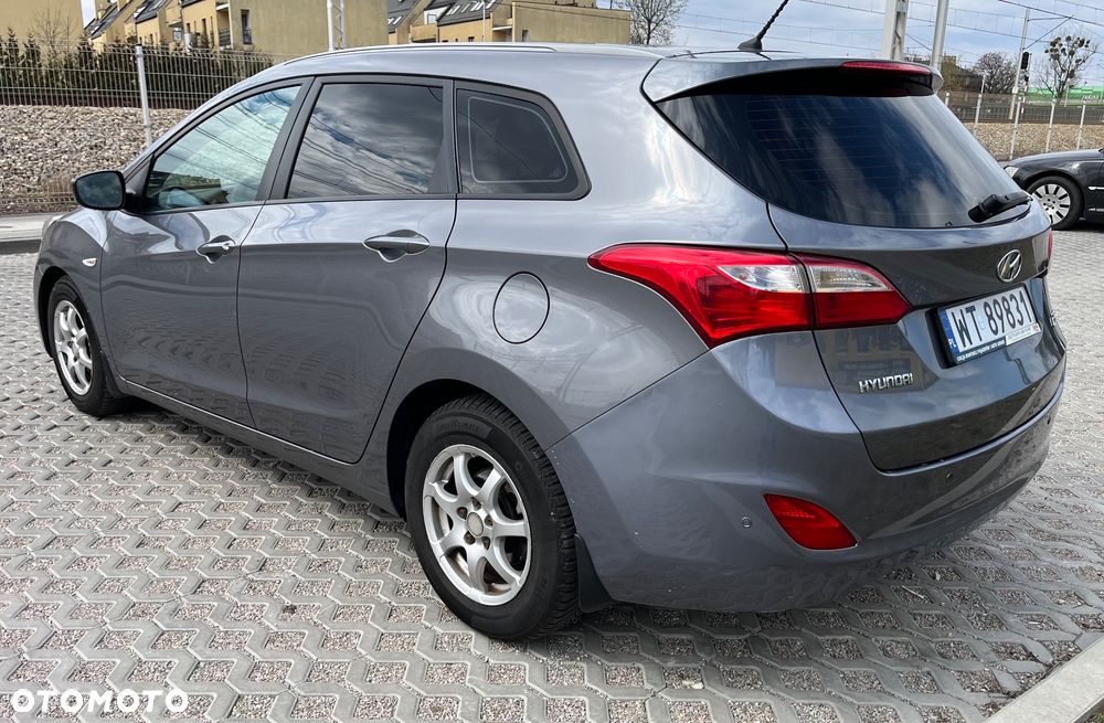 Hyundai i30 1.6 Classic + - 3
