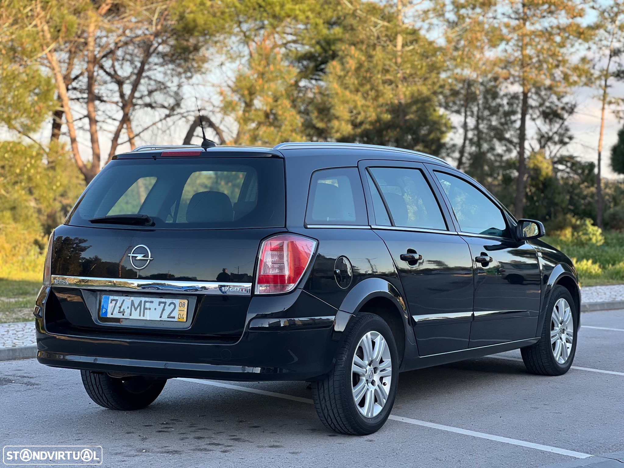 Opel Astra Caravan 1.7 CDTi Cosmo Plus - 3