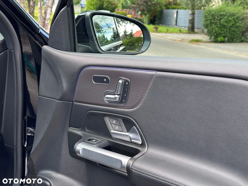 Mercedes-Benz EQB 300 4Matic Electric Art - 38