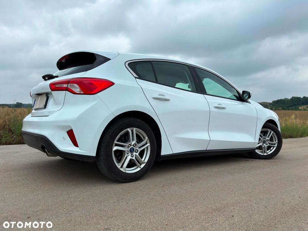 Ford Focus 1.5 TDCi SYNC Edition - 2