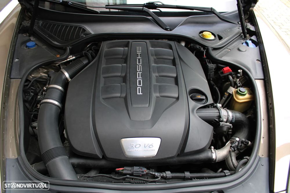 Porsche Panamera 3.0 V6 - 51