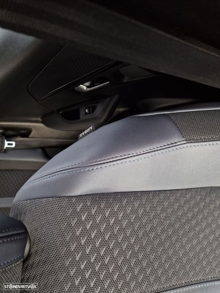 Peugeot 2008 1.5 BlueHDi Allure - 10