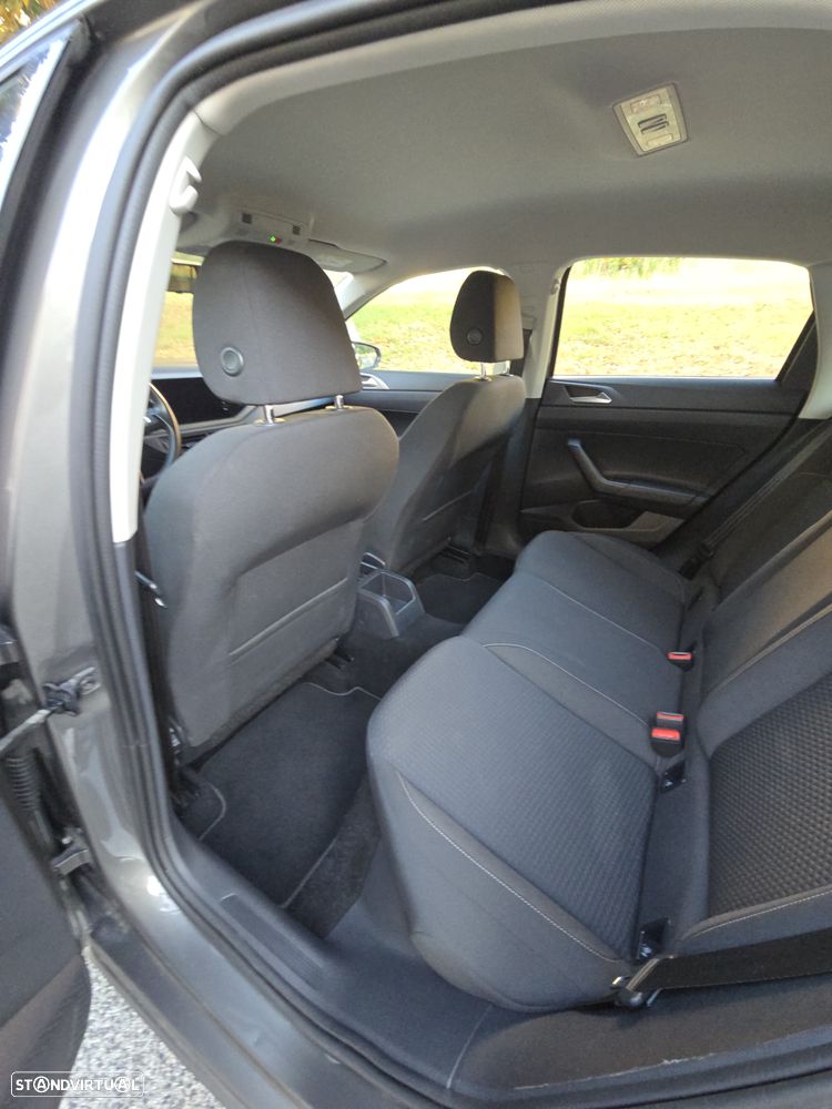 VW Polo 1.0 TSI Confortline - 24