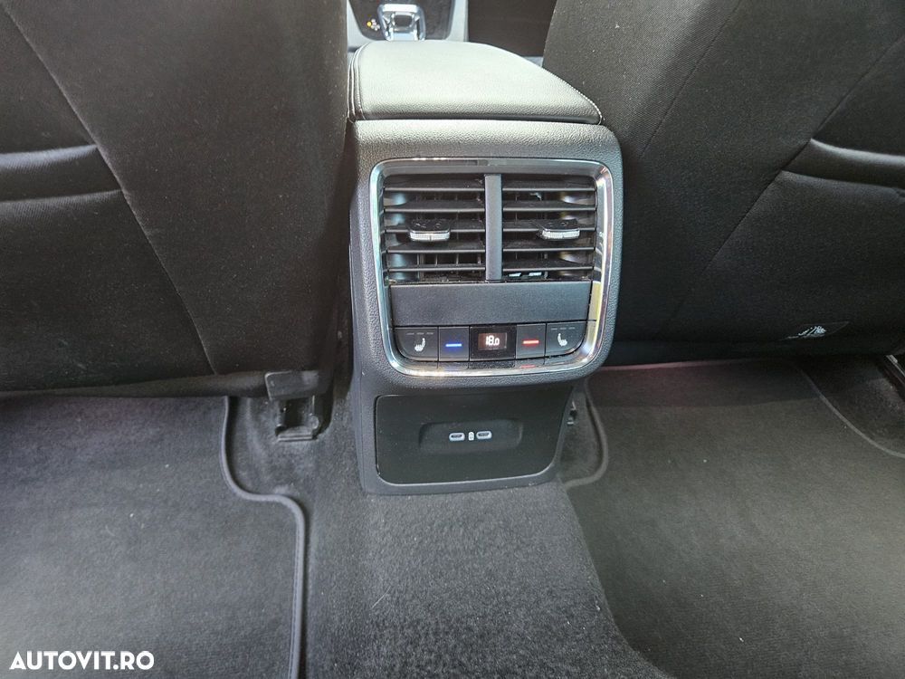Skoda Octavia 2.0 TDI DSG Style - 24