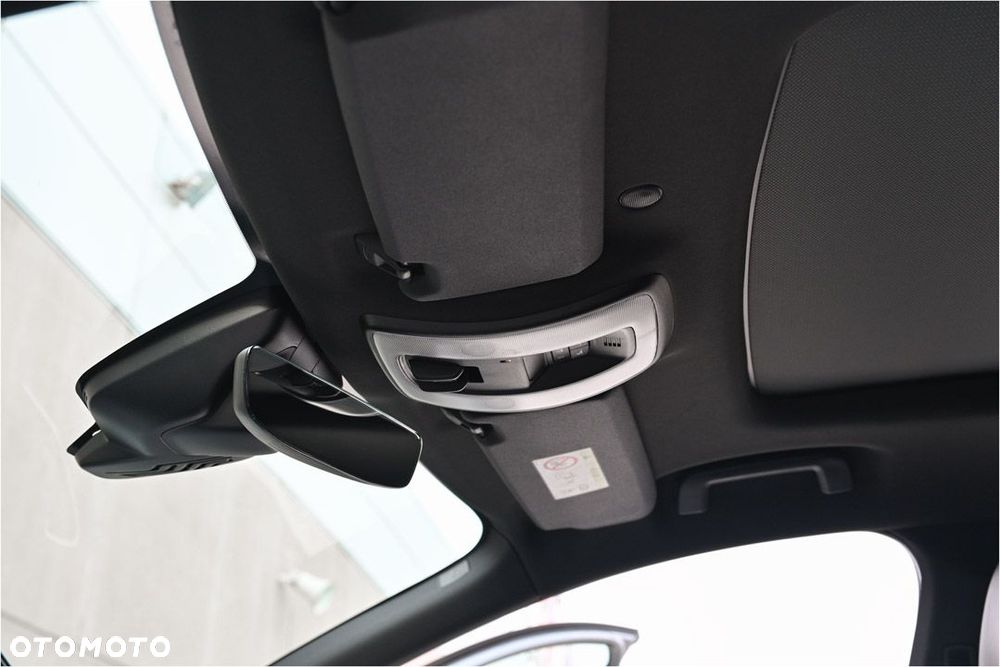 Volvo XC 60 D4 Drive-E R-Design Momentum - 31