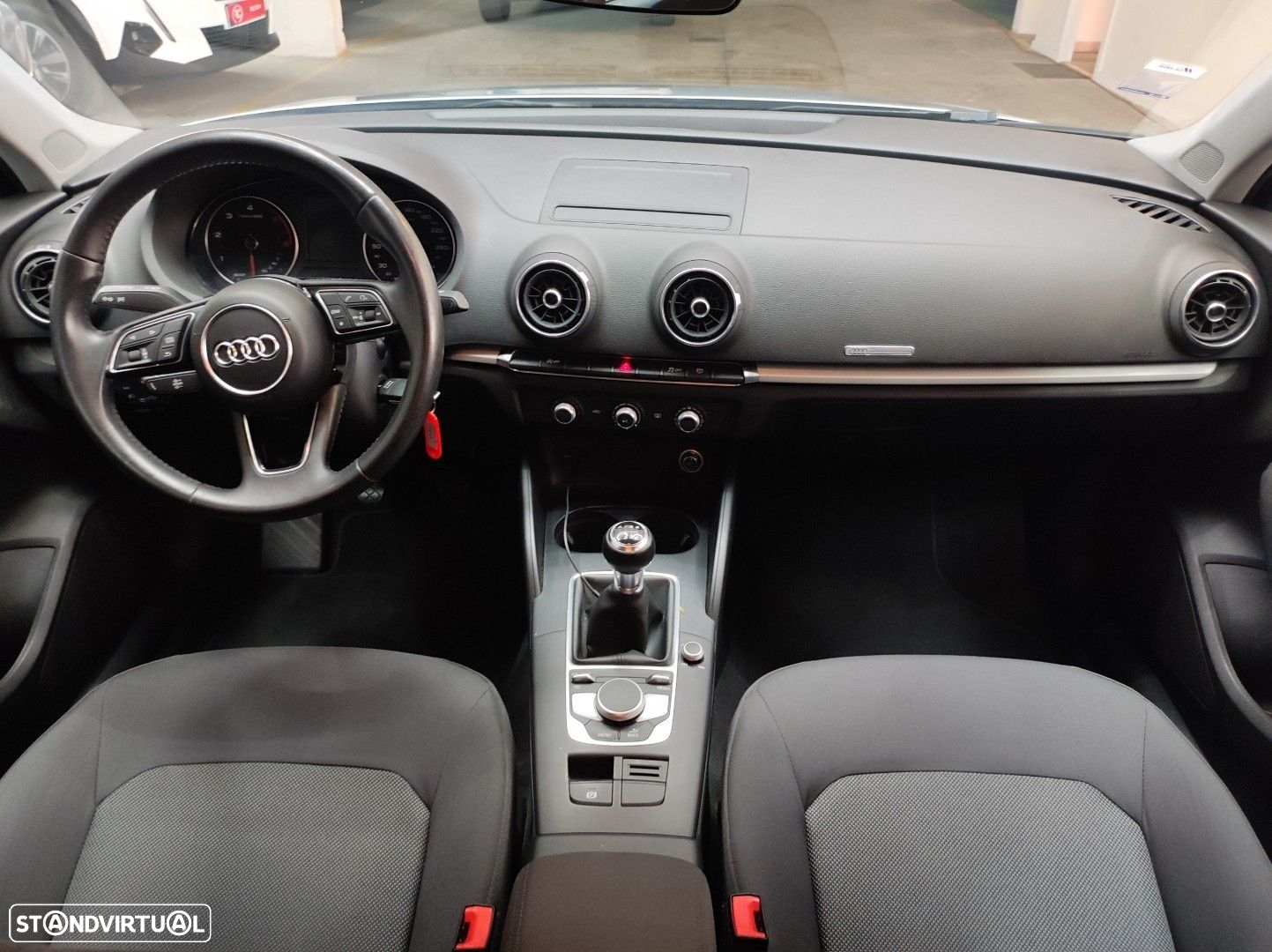 Audi A3 Limousine 1.6 TDI - 12