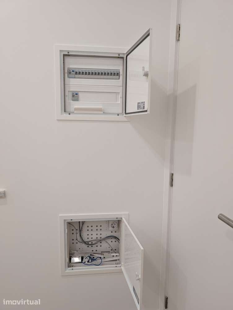Moradia T2 para arrendamento em Coina – totalmente remodelada - Grande imagem: 5/16