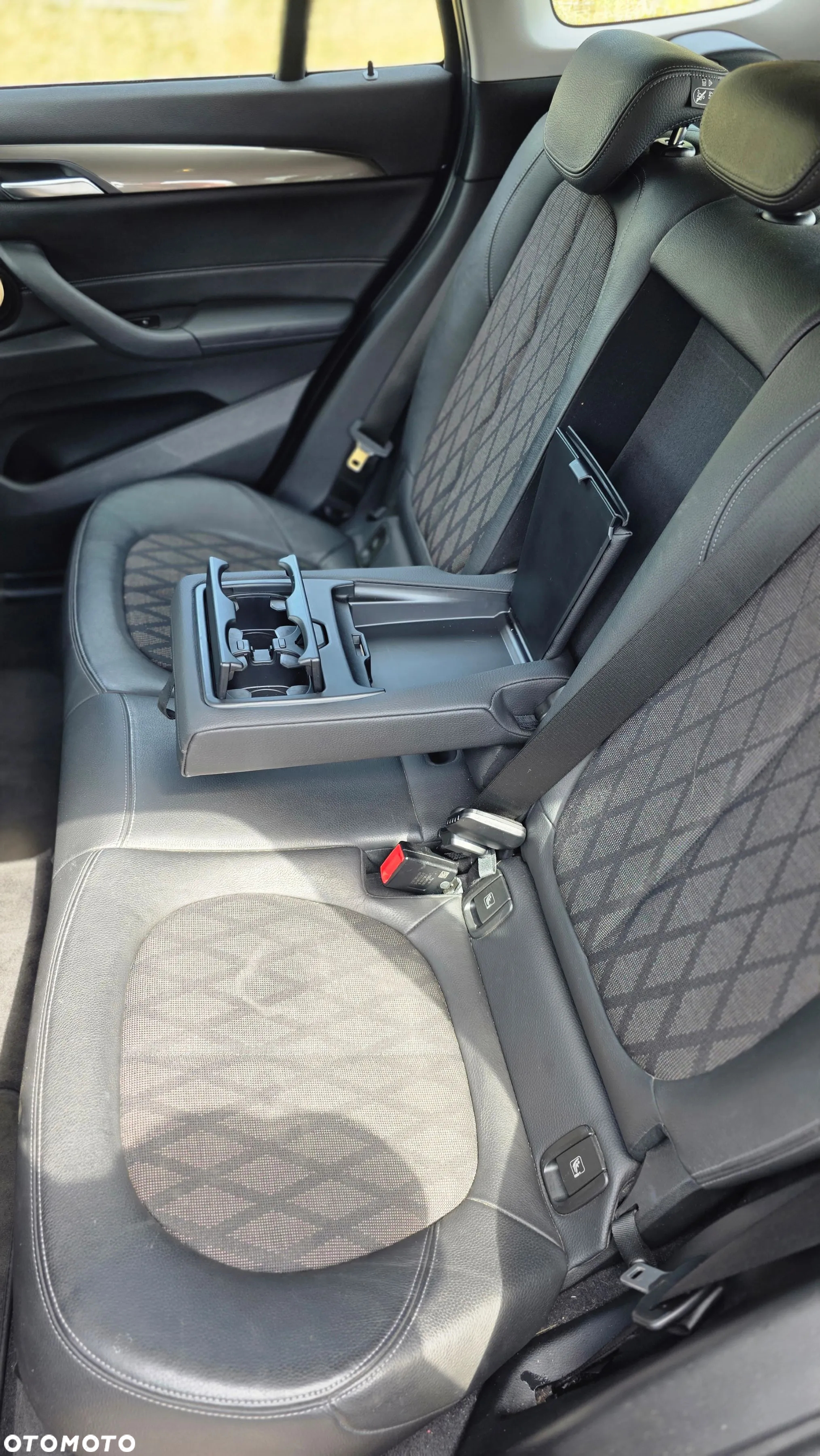 BMW X1 sDrive18i - 10
