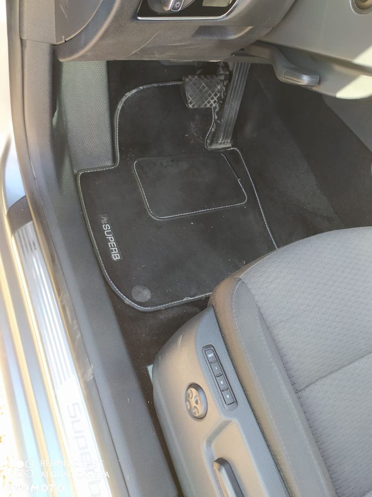 Skoda Superb 2.0 TDI DSG Comfort - 15