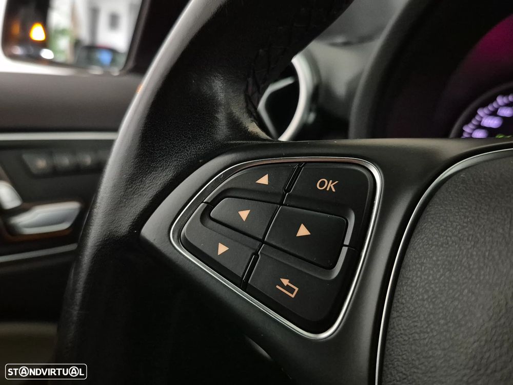 Mercedes-Benz B 180 d Style - 31