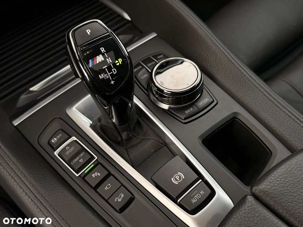 BMW X6 M50d - 35