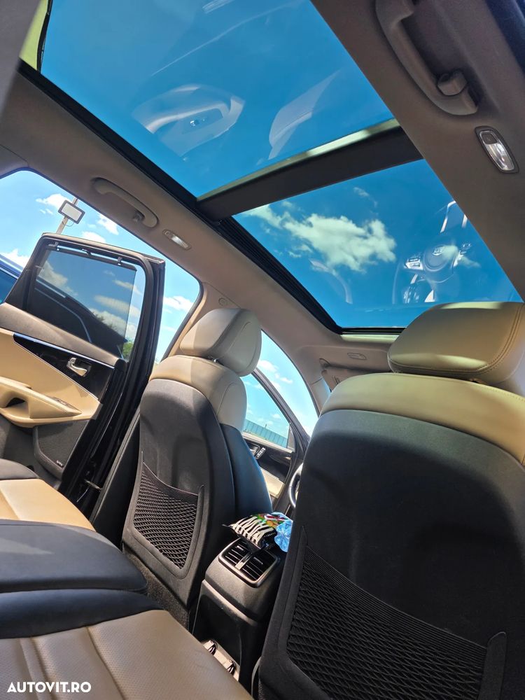 Kia Sorento 2.2 DSL 6AT 4x4 Cosmo - 11