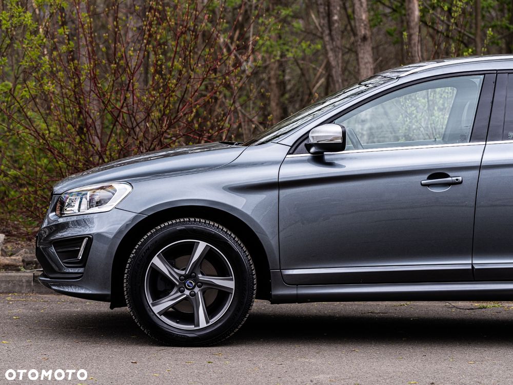 Volvo XC 60 D3 Drive-E R-Design Momentum - 10