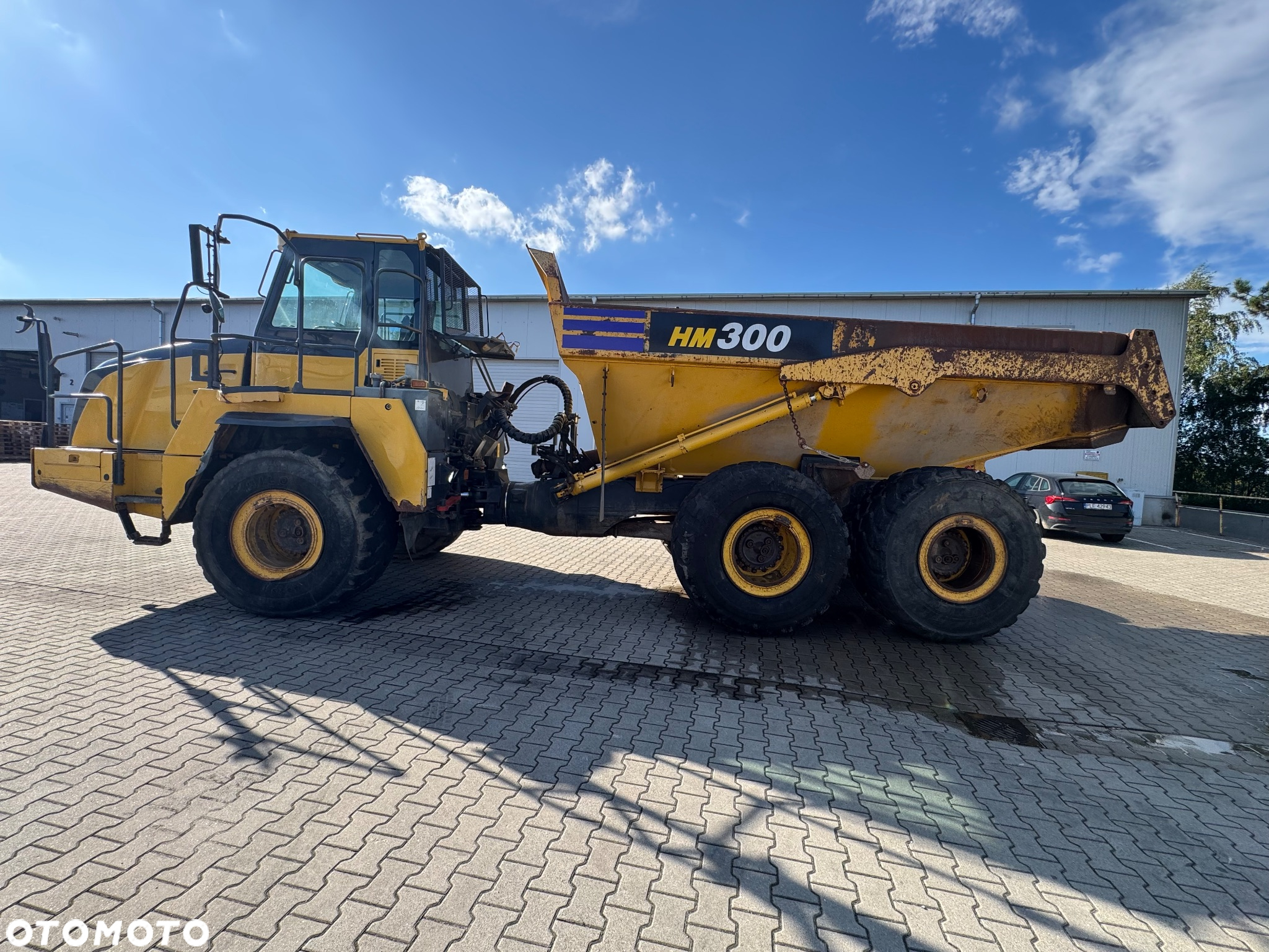 Komatsu HM300-3 - 6