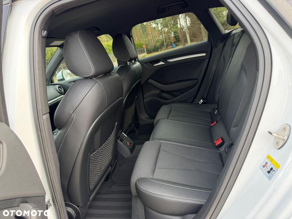 Audi A3 Sportback 1.4 TFSI Ambition S tronic - 17