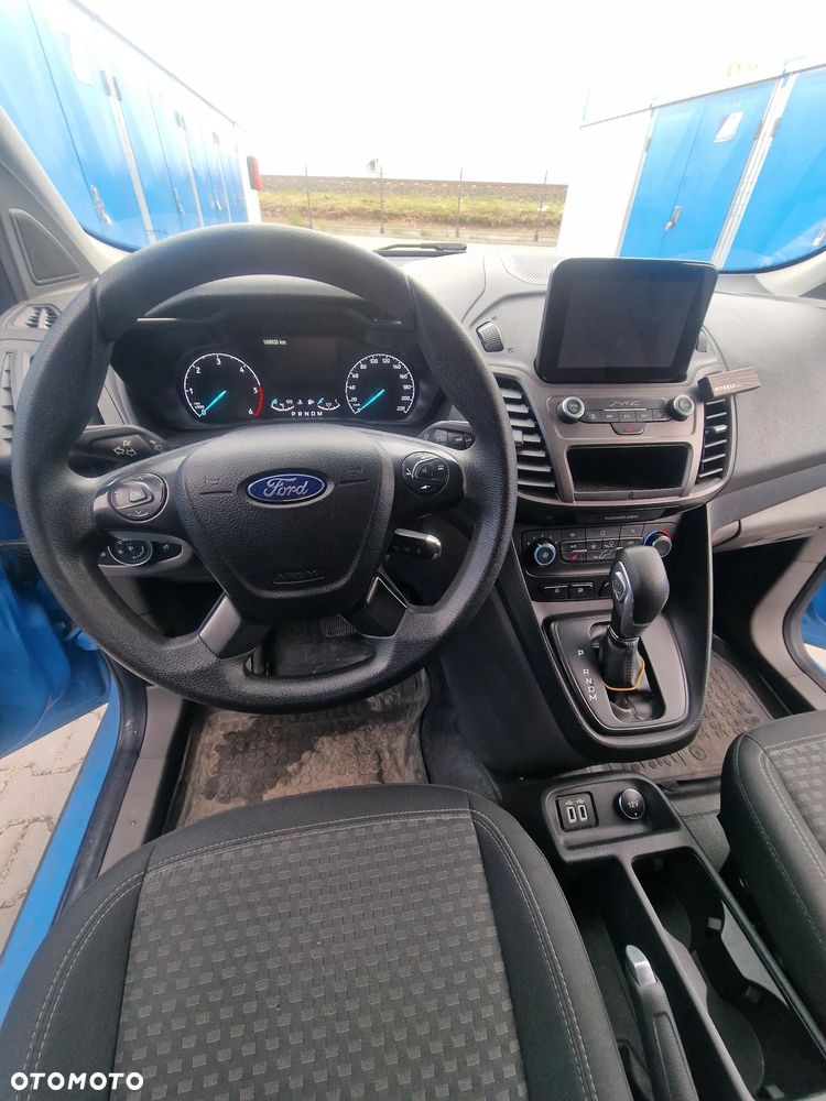 Ford Transit Connect - 8