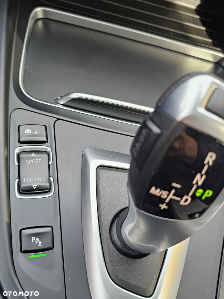 BMW Seria 3 - 30