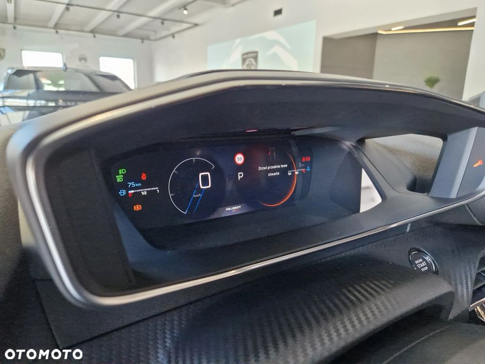 Peugeot 2008 PureTech mHEV GT E-DCS6 - 17