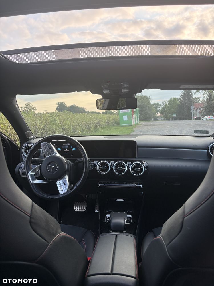 Mercedes-Benz Klasa A 220 4-Matic AMG Line 7G-DCT - 11