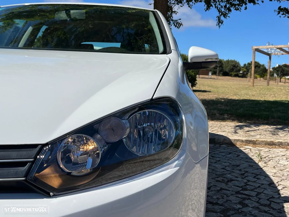 VW Golf 1.6 TDi DPF Style - 10