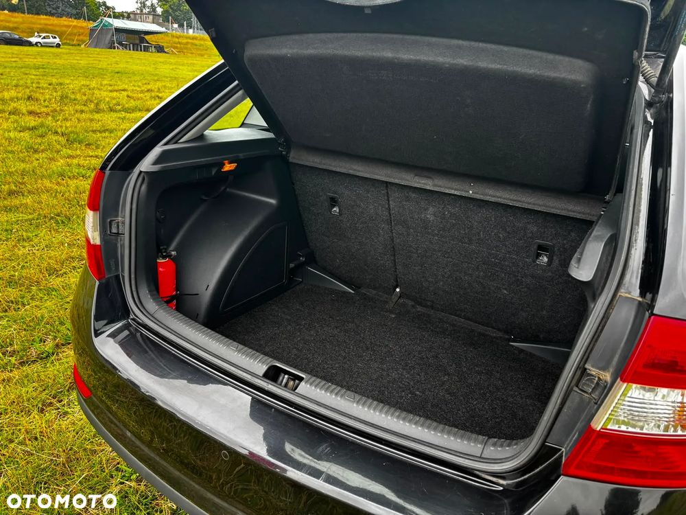 Skoda RAPID - 6