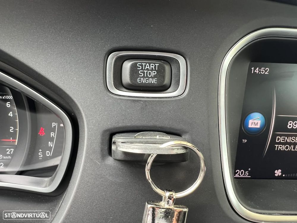 Volvo V40 Cross Country 1.5 T3 Plus Geartronic - 35