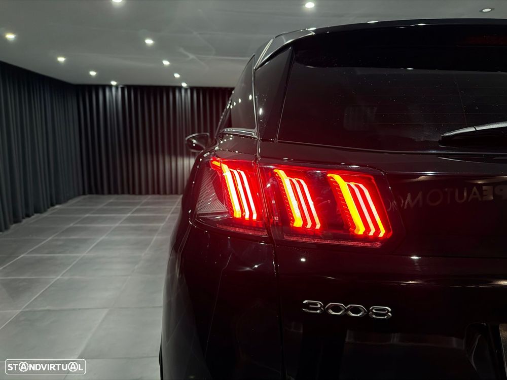 Peugeot 3008 1.6 Hybrid GT e-EAT8 - 42