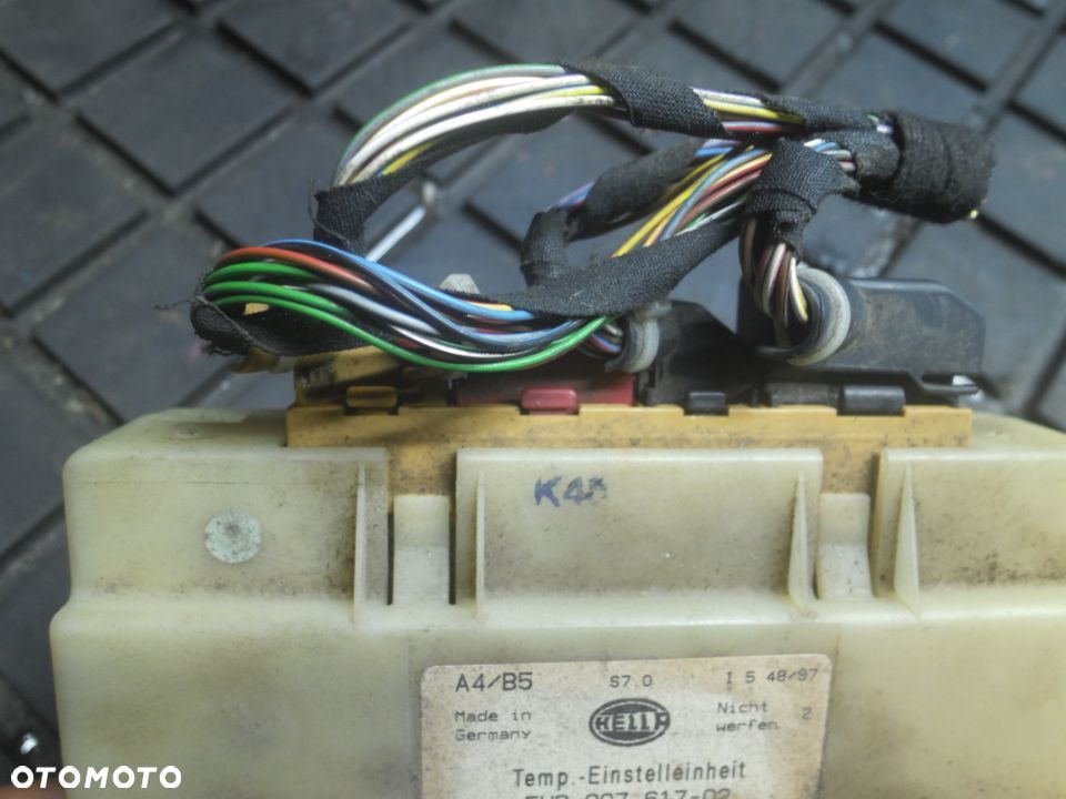 PANEL KLIMATYZACJI VW PASSAT B5 GOLF IV 3B1907044A POSIADAM 4 SZTUKI - 2