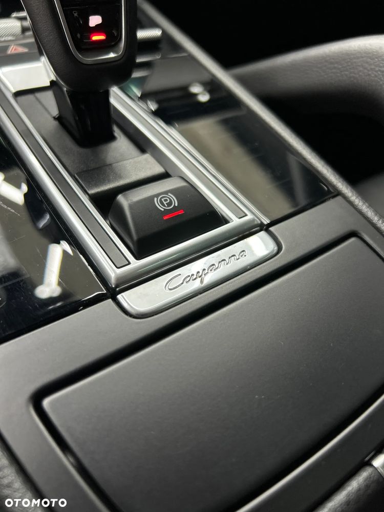 Porsche Cayenne Tiptronic S - 22
