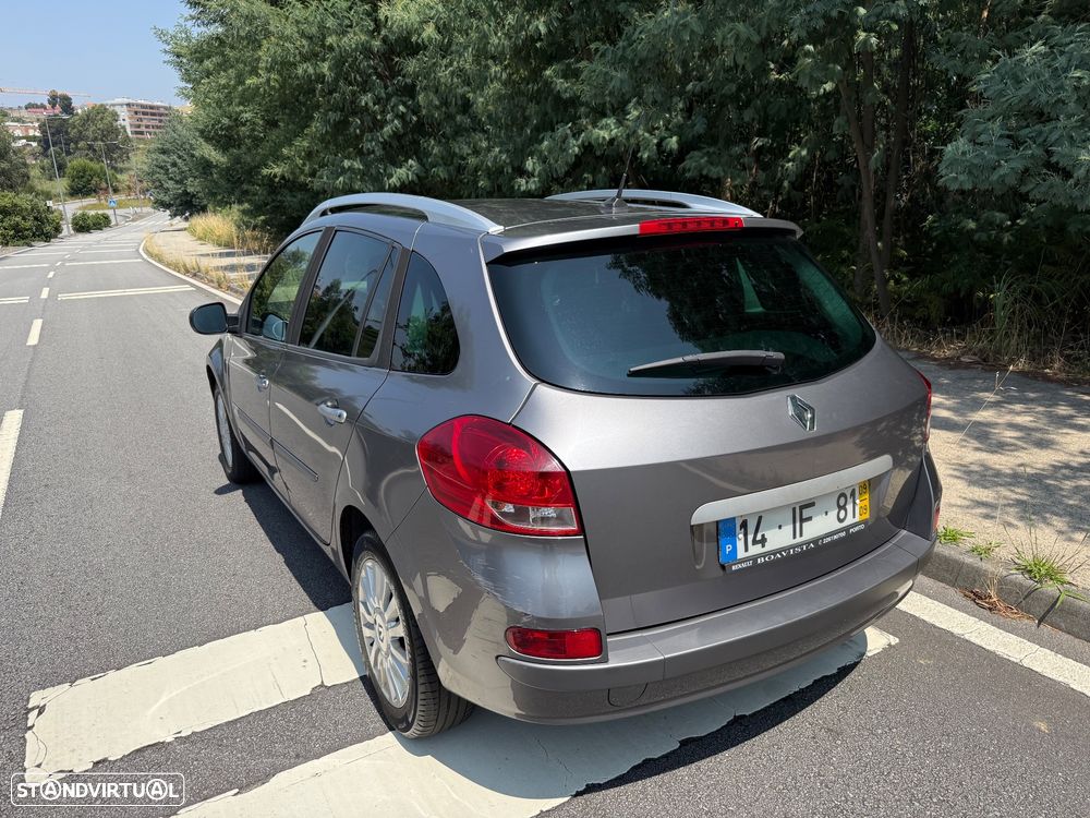 Renault Clio Sport Tourer - 1