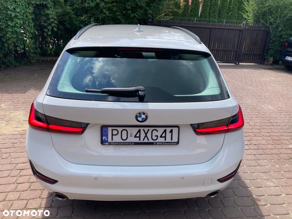 BMW Seria 3 318i Advantage - 9
