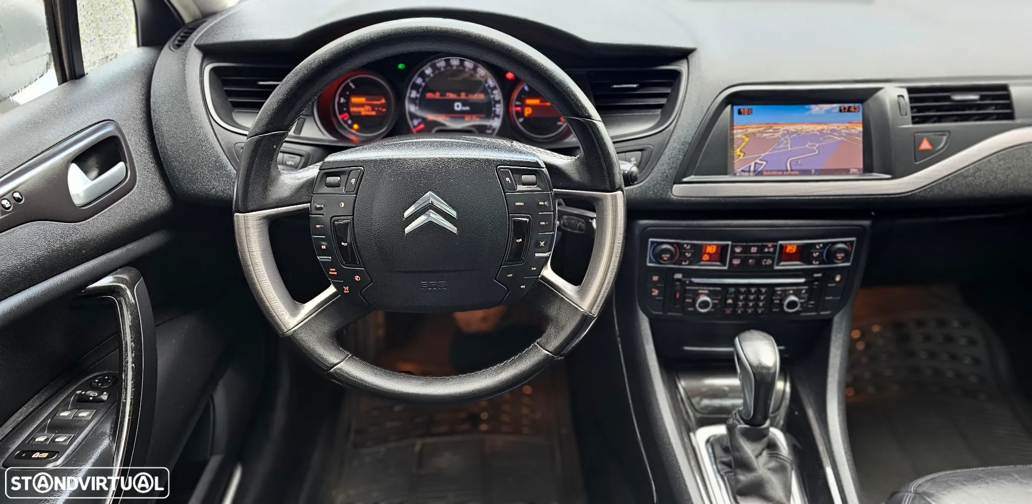 Citroën C5 Tourer 2.7 HDi V6 Exclusive Aut. - 13
