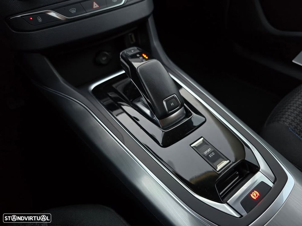 Peugeot 308 SW 1.5 BlueHDi Style EAT8 - 9