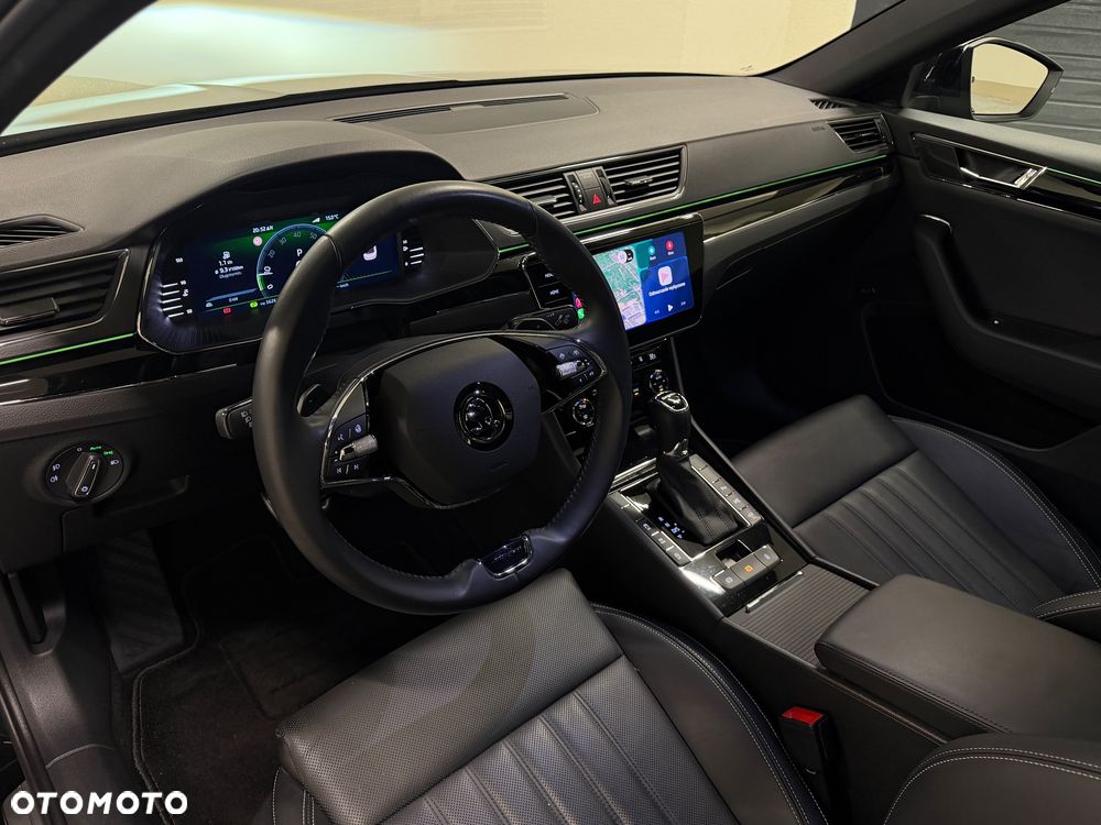 Skoda Superb 2.0 TSI 4x4 L&K DSG - 17