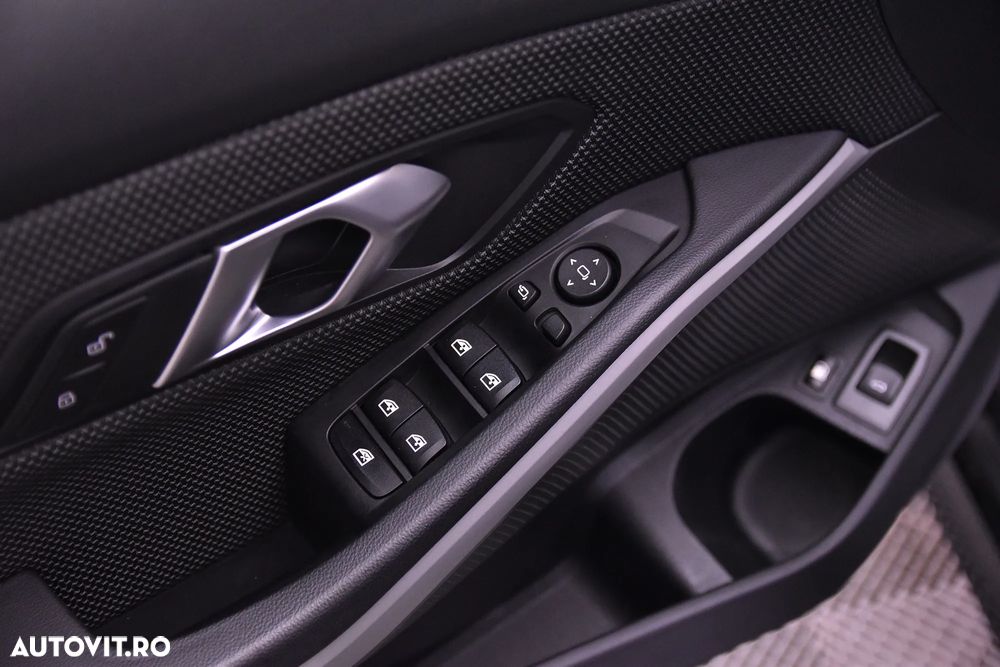 BMW Seria 3 320e Touring Aut. - 14