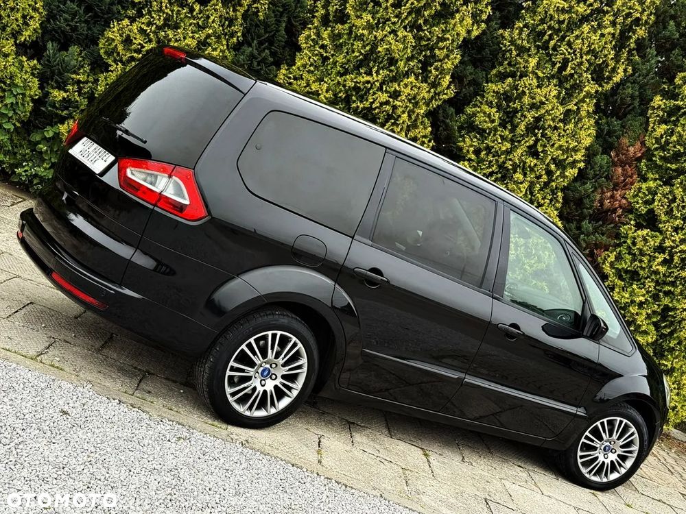 Ford Galaxy - 12
