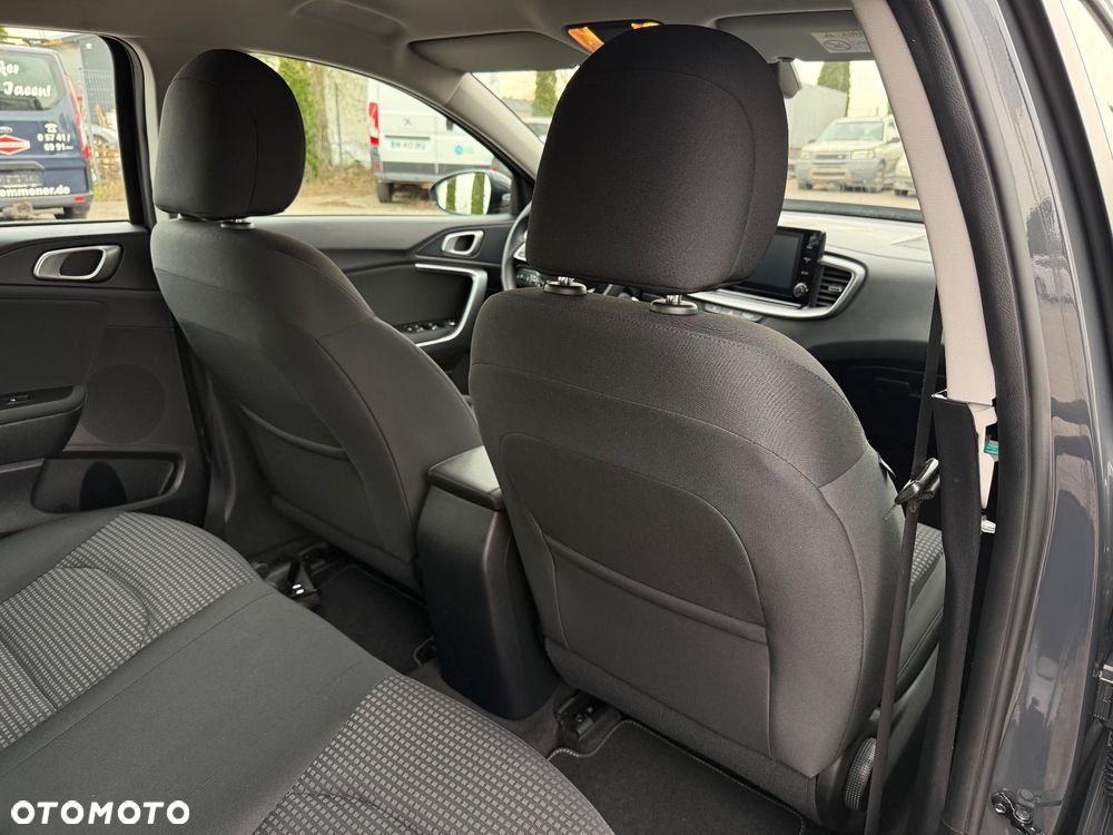 Kia Ceed 1.0 T-GDI 100 OPF Vision - 29